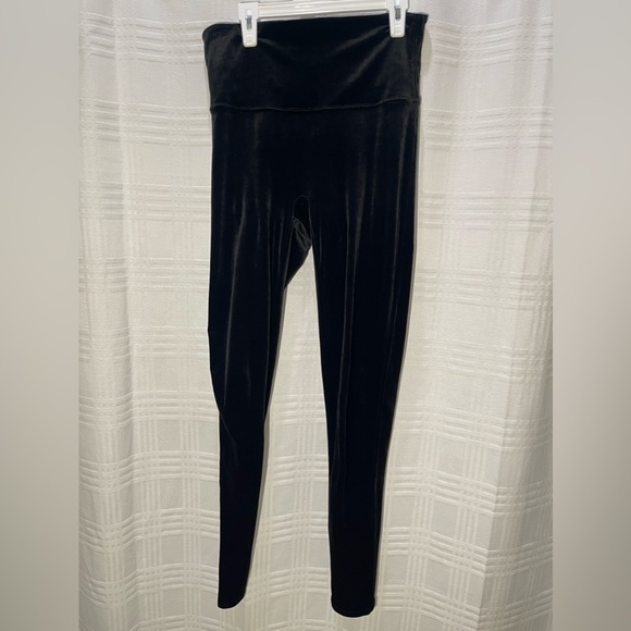 Spanx black velvet leggings - Picture 2 of 6